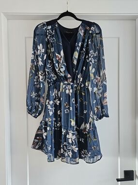Adelyn Rae Navy Floral Long Sleeve V-Neck Tiered Dress